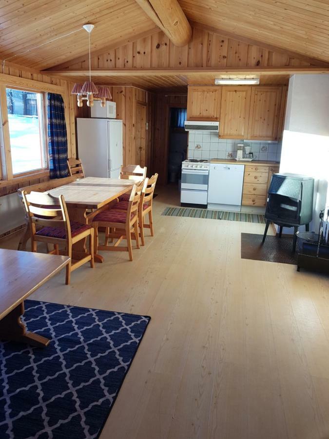 גיילו Solstua Three-Bedroom Cottage מראה חיצוני תמונה